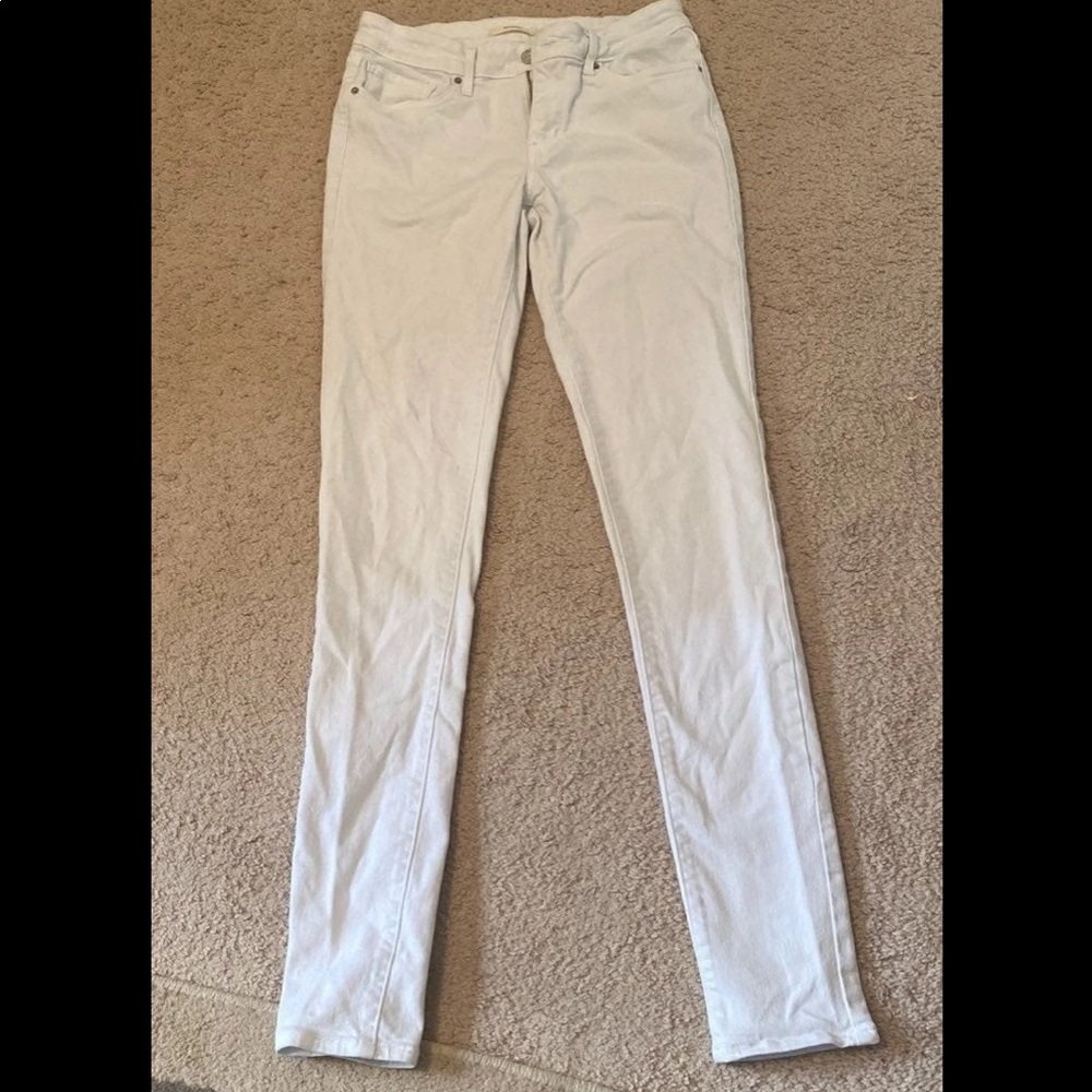 Levis White skinny jeans